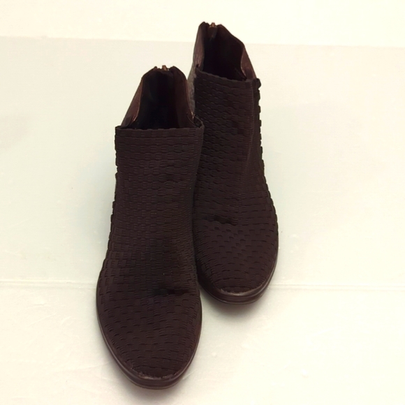 Steven by Steve Madden booties - Picture 2 of 6